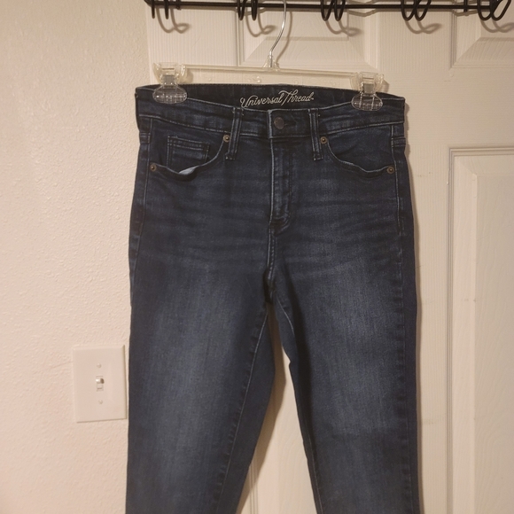 Sold - Picture 4 of 13